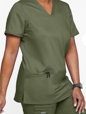 Cherokee Olive V-Neck Short Sleeve Scrub Top